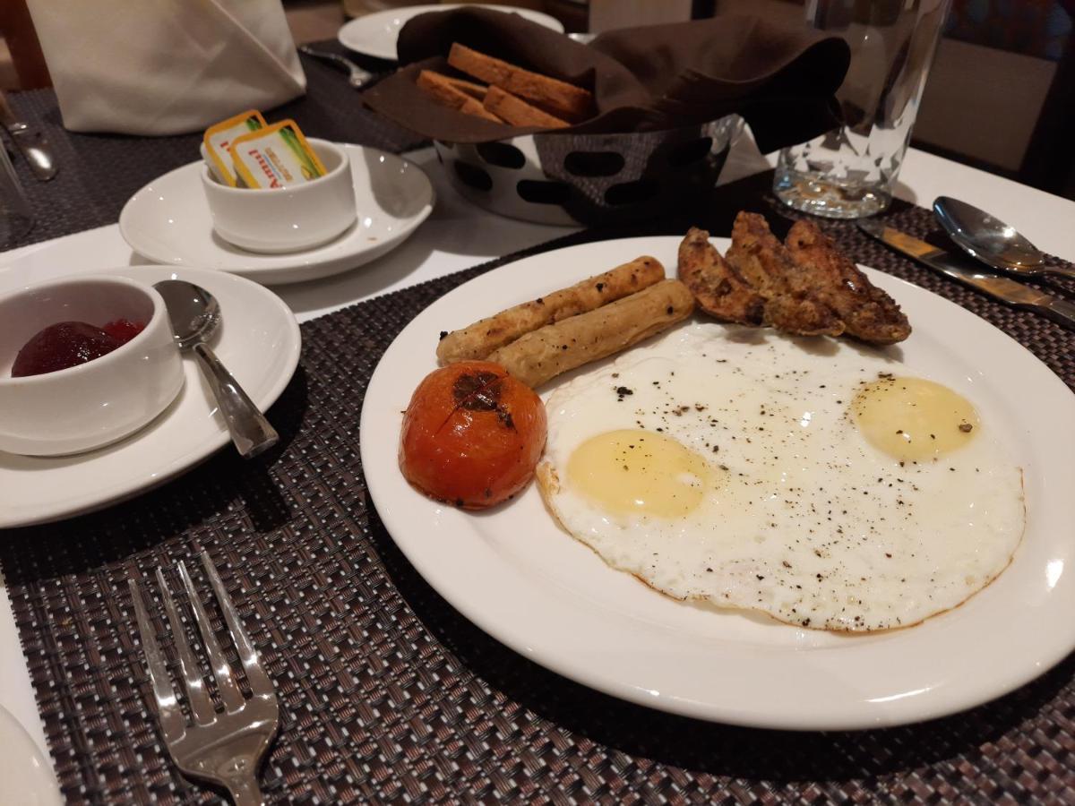 Hotel Rimi International Agartala Bagian luar foto