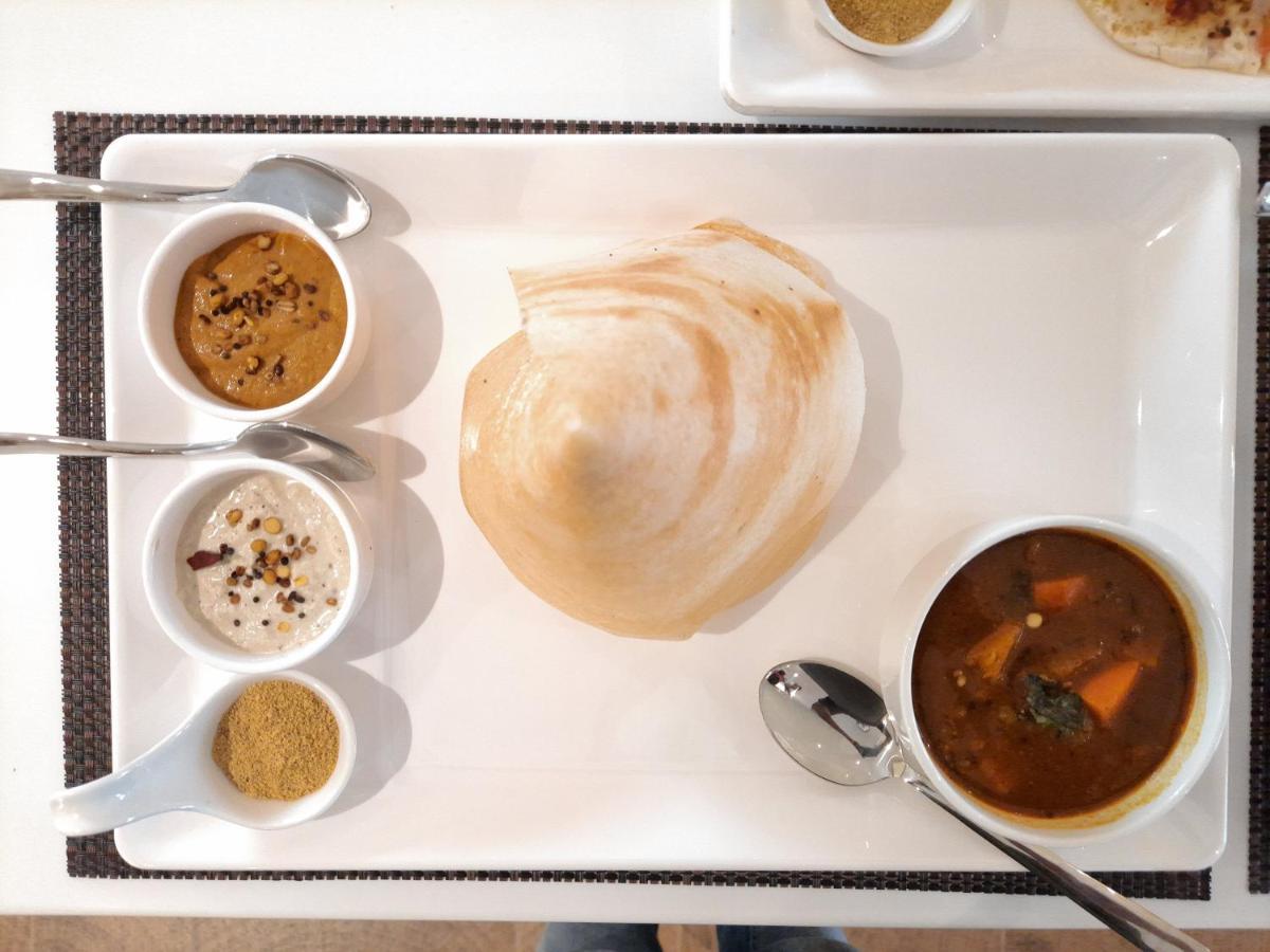 Hotel Rimi International Agartala Bagian luar foto